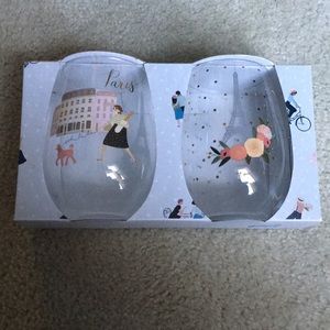BNWOT - Fig & Fern Paris win glass set! New in box